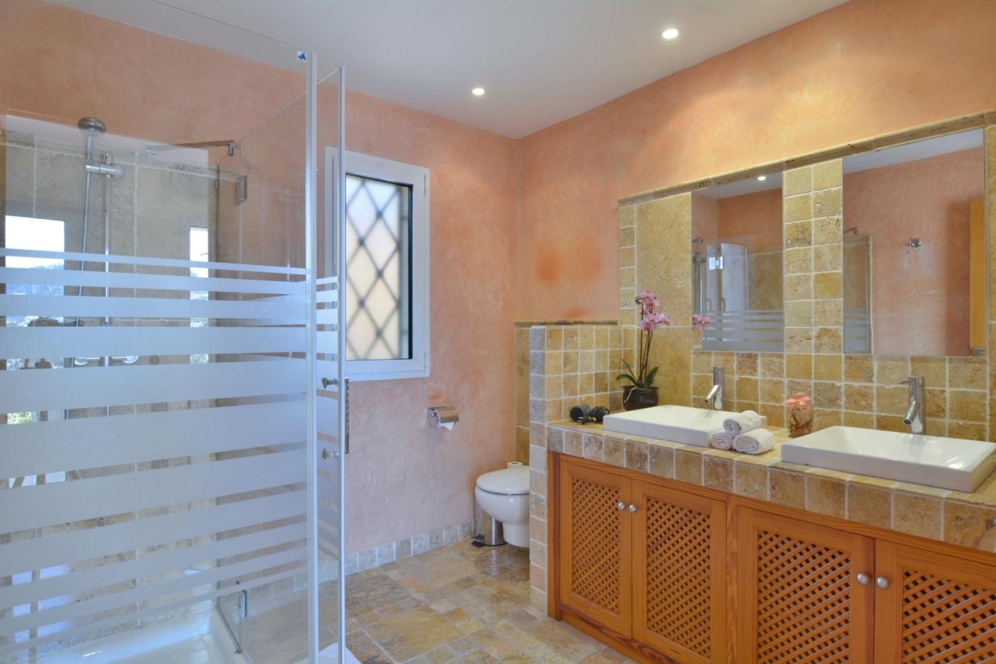 With Incredible Sea Views And Pool Up To 7 Ferienhaus *